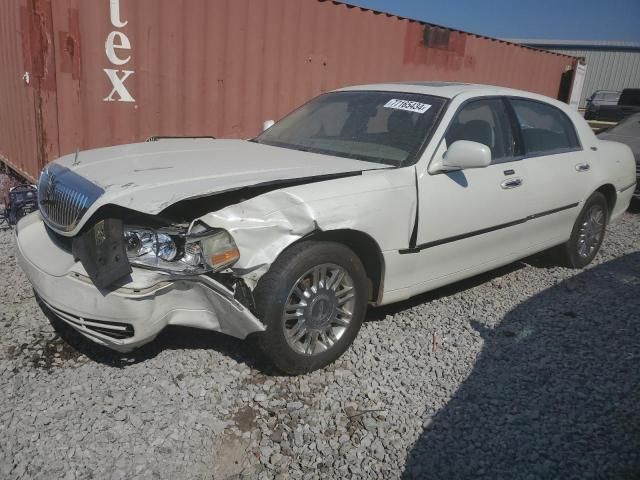 2006 Lincoln Town Car Signature Limited