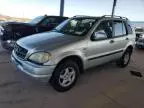 2000 Mercedes-Benz ML 320