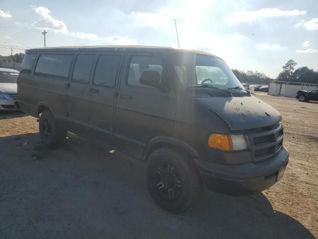 2001 Dodge RAM Wagon B3500