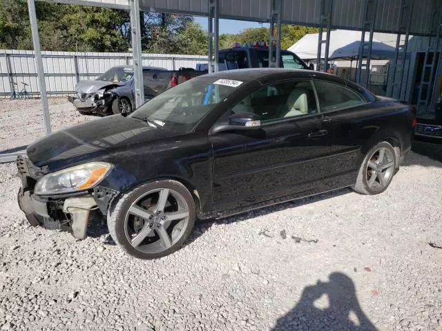 2011 Volvo C70 T5