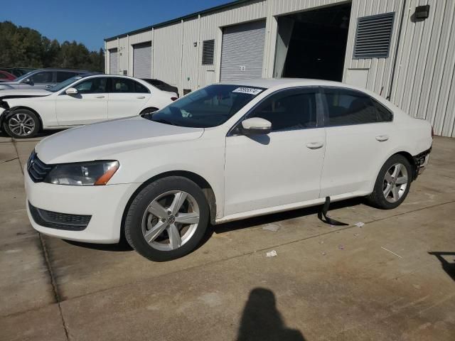 2013 Volkswagen Passat SE