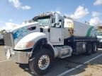 2012 Peterbilt 348