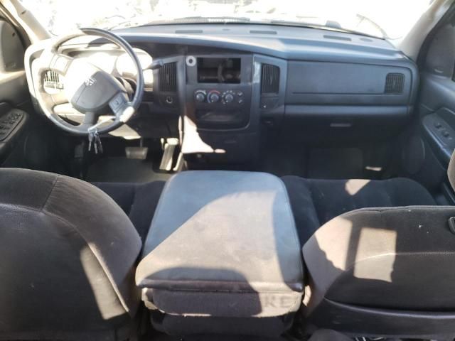 2004 Dodge RAM 3500 ST