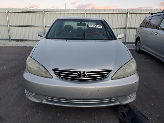 2005 Toyota Camry LE