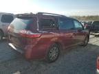 2018 Toyota Sienna XLE