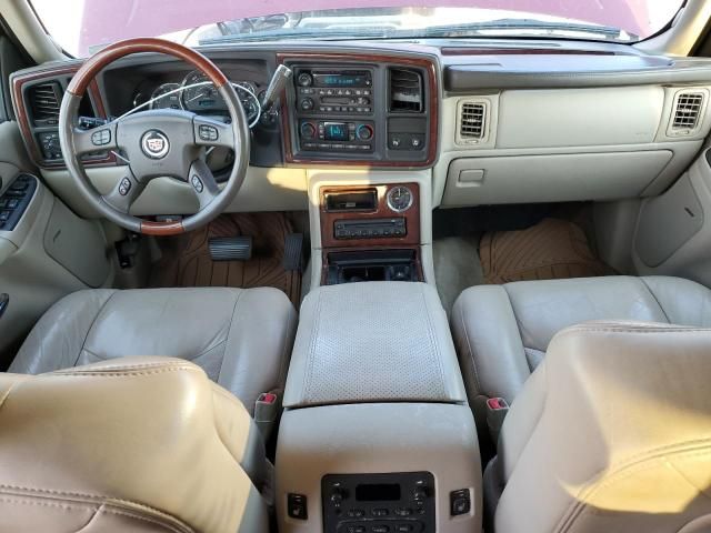 2005 Cadillac Escalade Luxury