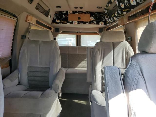 2002 Ford Econoline E150 Van