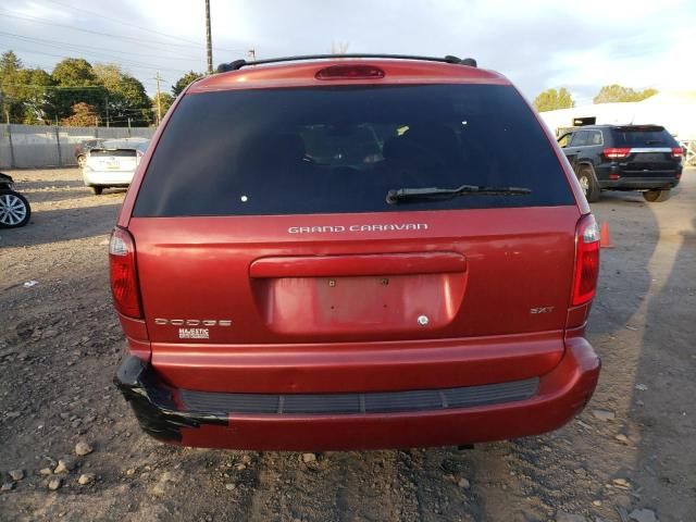 2004 Dodge Grand Caravan SXT