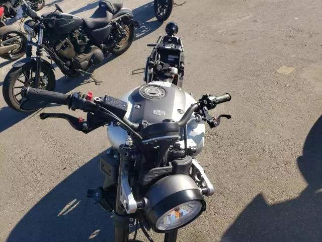 2016 Yamaha XSR900 C