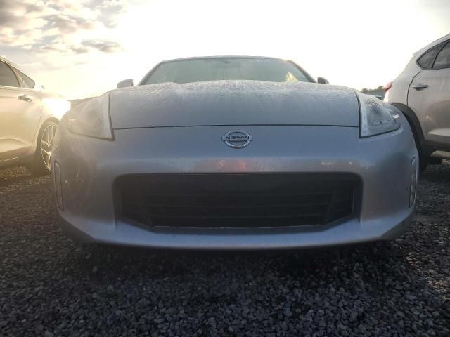 2016 Nissan 370Z Base