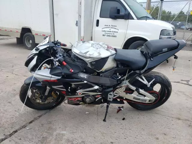 2002 Honda CBR900 RR