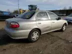 2000 KIA Sephia Base