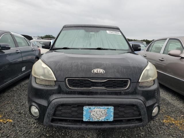 2013 KIA Soul +