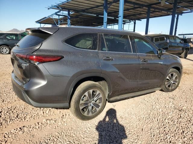 2021 Toyota Highlander Hybrid XLE