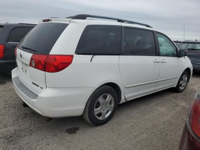 2007 Toyota Sienna CE