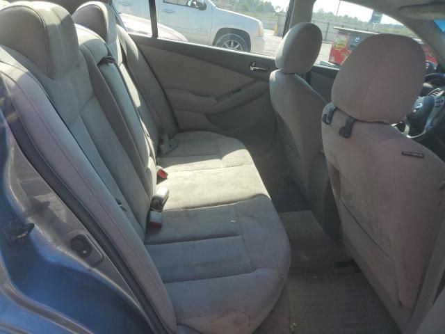 2010 Nissan Altima Base