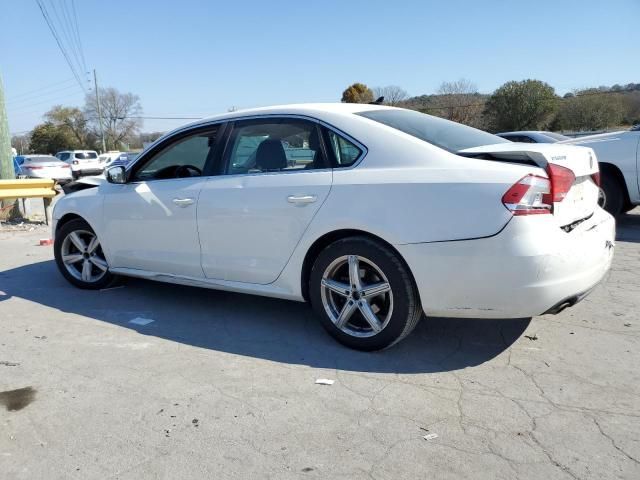 2013 Volkswagen Passat SE