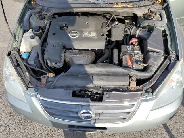 2004 Nissan Altima Base