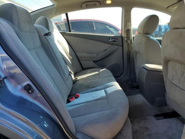 2010 Nissan Altima Base