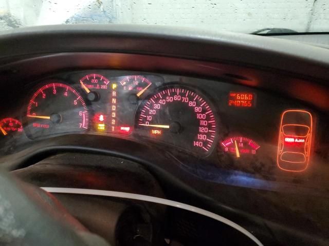 2003 Pontiac Bonneville SE