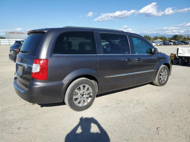 2016 Chrysler Town & Country Touring