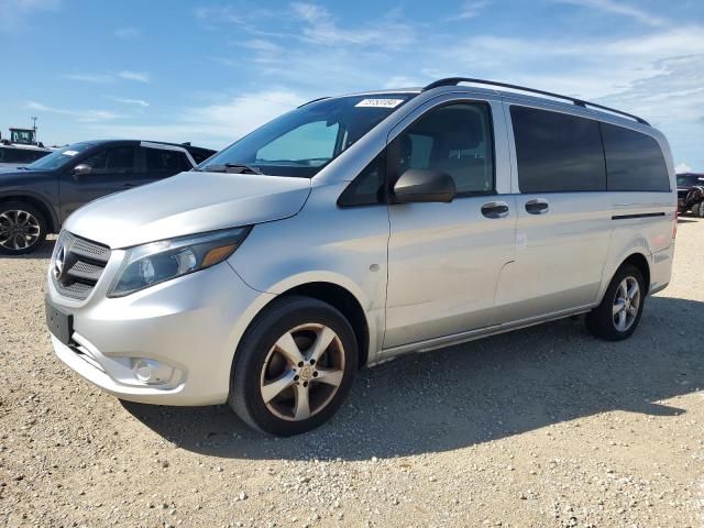 2016 Mercedes-Benz Metris