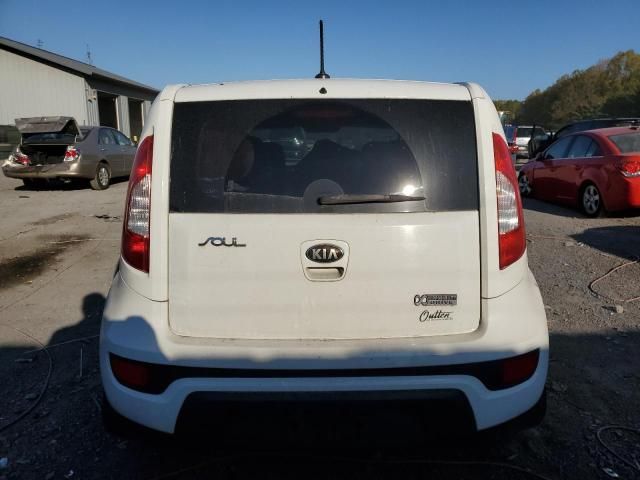 2013 KIA Soul +