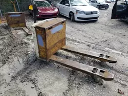 Yale Palletjack salvage cars for sale: 1999 Yale Palletjack