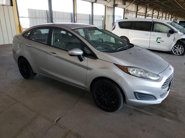 2015 Ford Fiesta SE