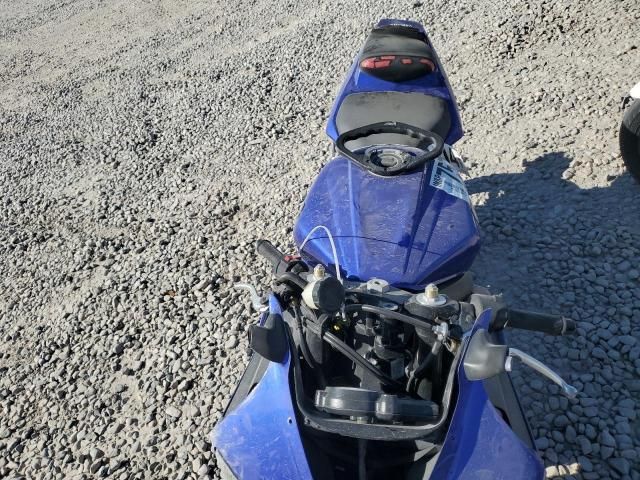 2005 Yamaha YZFR6 L