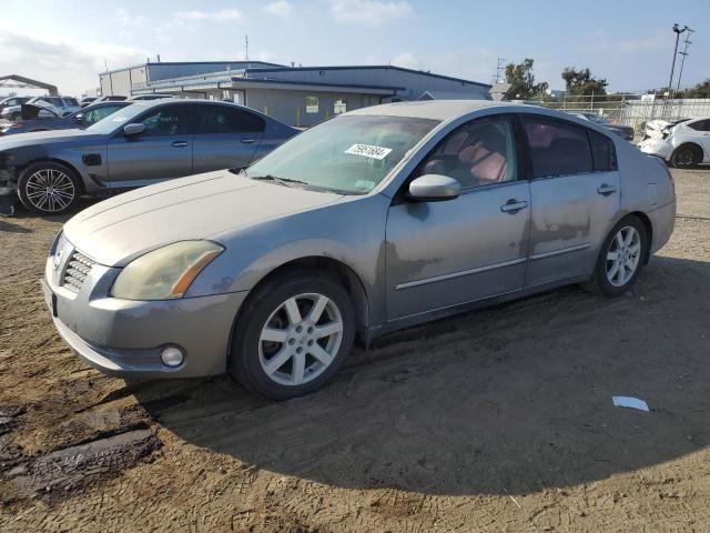 2005 Nissan Maxima SE