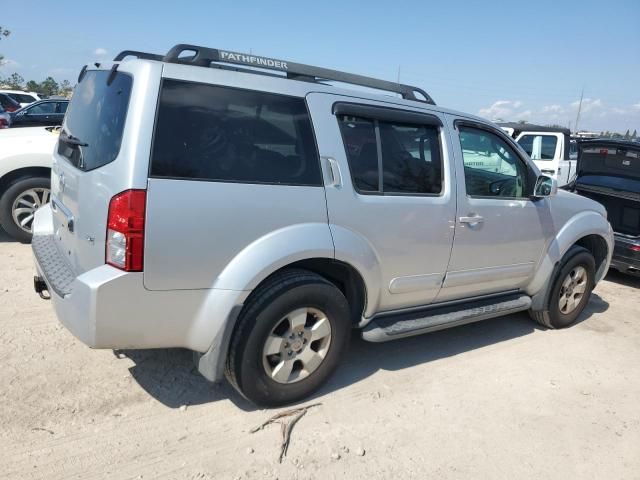 2006 Nissan Pathfinder LE