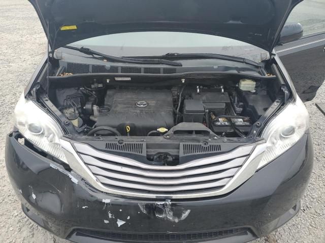 2015 Toyota Sienna XLE