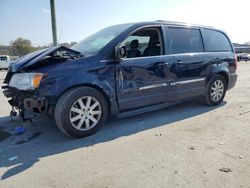 Carros salvage a la venta en subasta: 2014 Chrysler Town & Country Touring