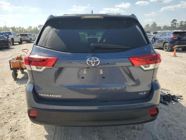 2019 Toyota Highlander SE