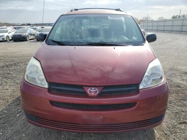 2005 Toyota Sienna CE