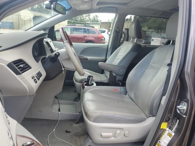 2012 Toyota Sienna XLE