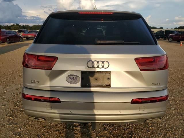 2018 Audi Q7 Prestige