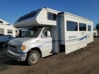 2003 Winnebago 2003 Ford Econoline E450 Super Duty Cutaway Van