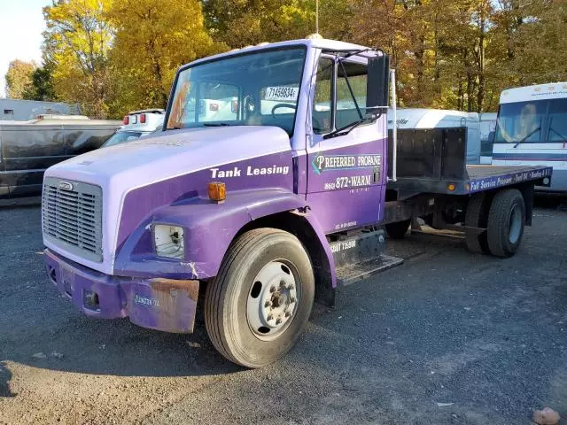 2000 Freightliner Medium Conventional FL60