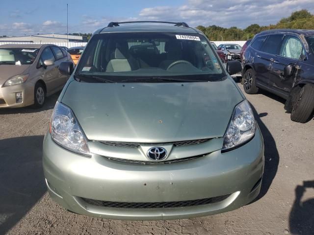 2008 Toyota Sienna CE