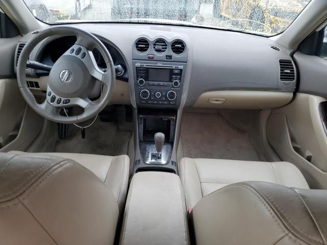 2010 Nissan Altima Base