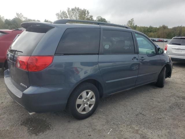 2006 Toyota Sienna CE