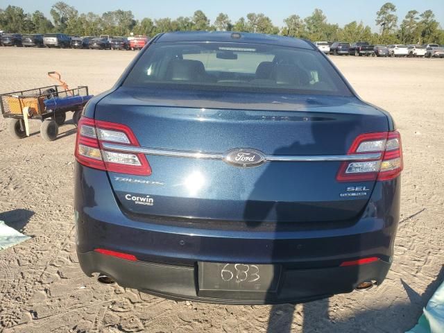 2017 Ford Taurus SEL