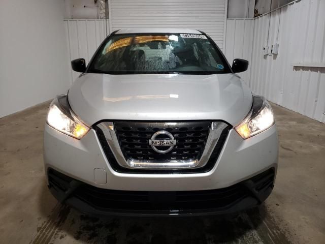 2020 Nissan Kicks S