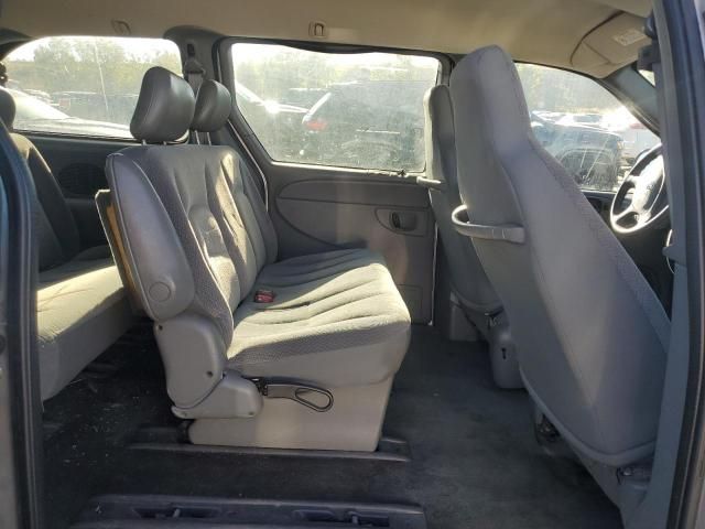 2005 Dodge Grand Caravan SE