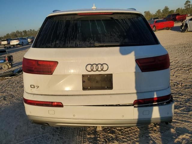 2019 Audi Q7 Premium Plus