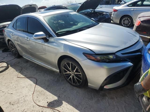 2021 Toyota Camry SE