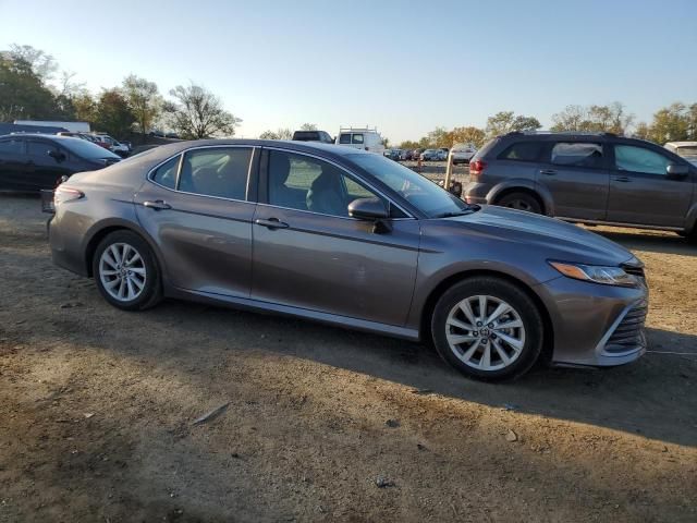 2022 Toyota Camry LE