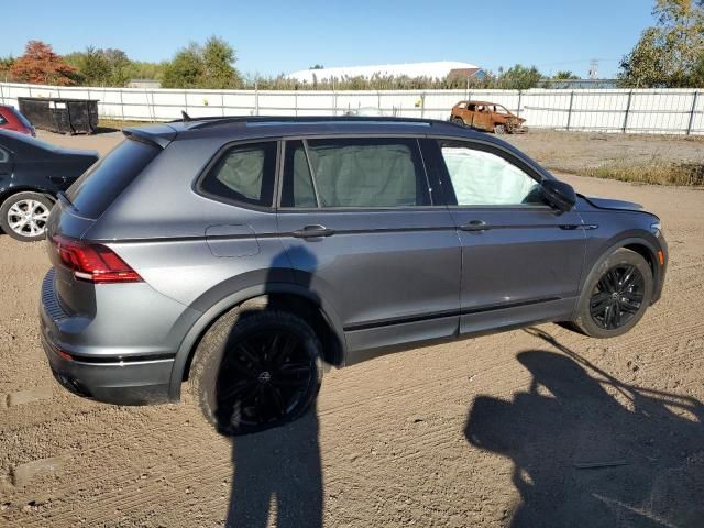 2022 Volkswagen Tiguan SE R-LINE Black